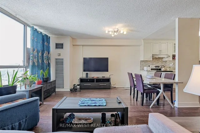 Additional property image - 10 Martha Eaton Way Unit 1801