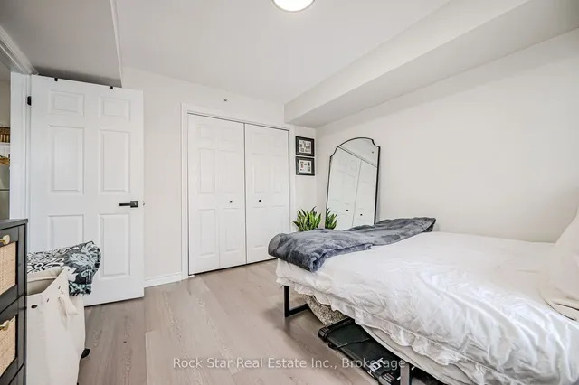 Additional property image - 4013 Kilmer Dr Unit 404
