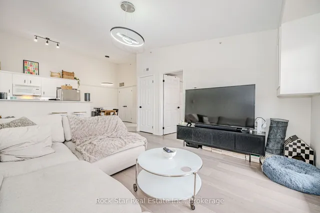 Additional property image - 4013 Kilmer Dr Unit 404