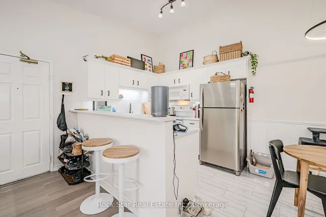Additional property image - 4013 Kilmer Dr Unit 404