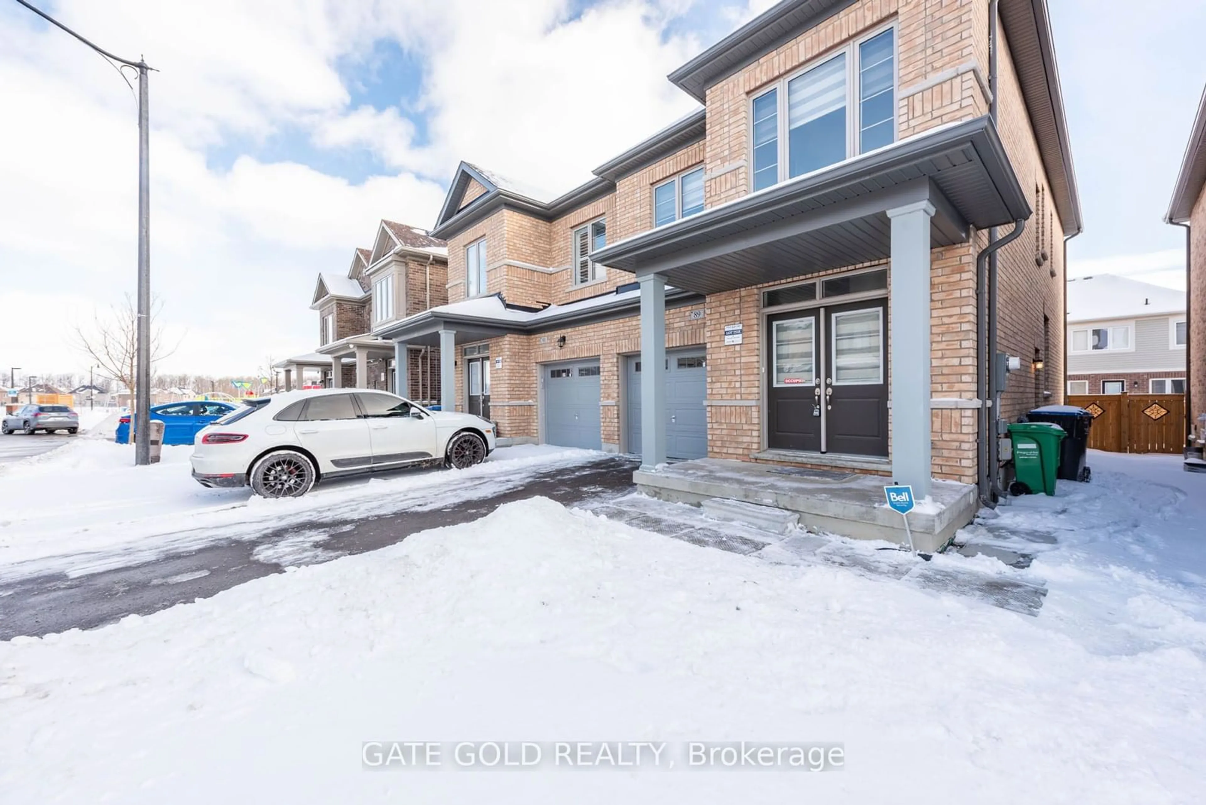 A pic from outside/outdoor area/front of a property/back of a property/a pic from drone, street for 89 Emerald Coast Tr, Brampton Ontario L7A 5A7