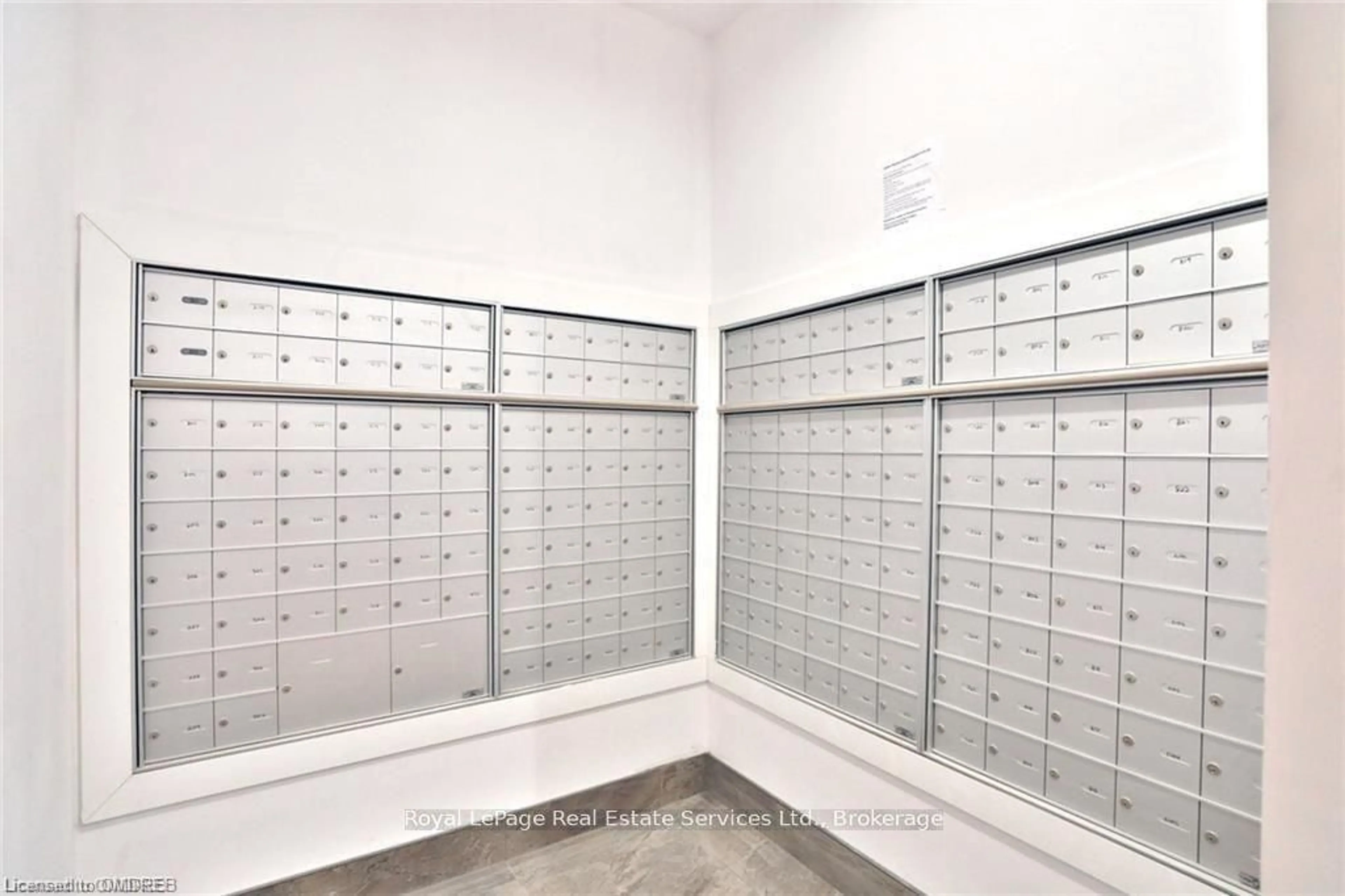 Storage room or clothes room or walk-in closet for 2486 Old Bronte Rd #714, Oakville Ontario L6M 4J2