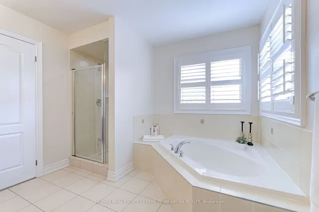 Additional property image - 29 Ladbrook Cres
