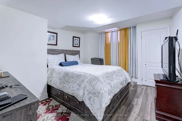 Additional property image - 29 Ladbrook Cres
