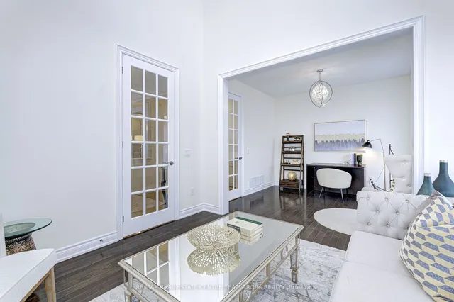 Additional property image - 29 Ladbrook Cres