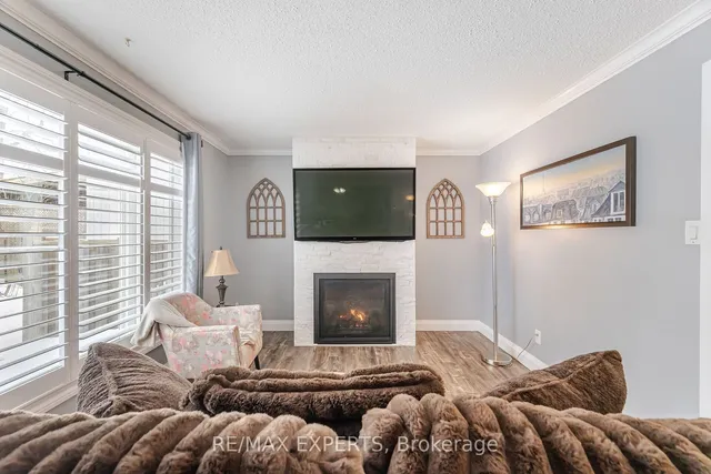 Additional property image - 9 Grand River Crt