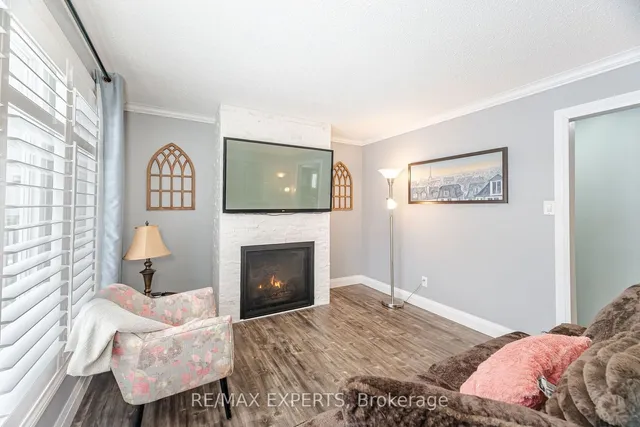 Additional property image - 9 Grand River Crt