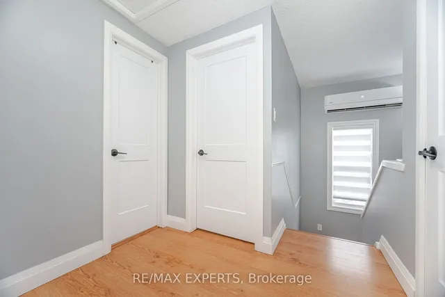 Additional property image - 9 Grand River Crt