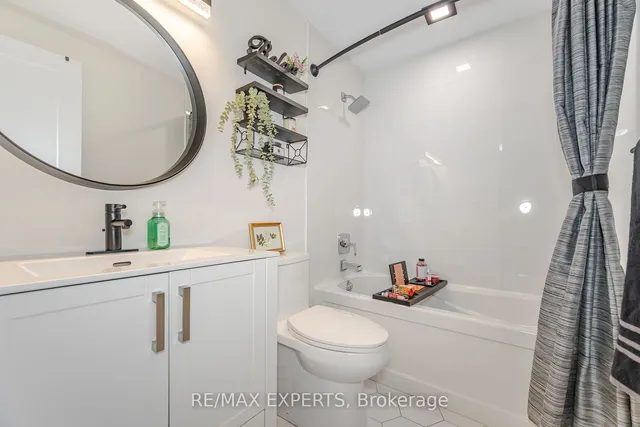 Additional property image - 9 Grand River Crt