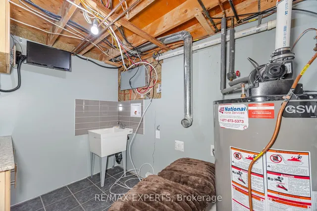 Additional property image - 9 Grand River Crt
