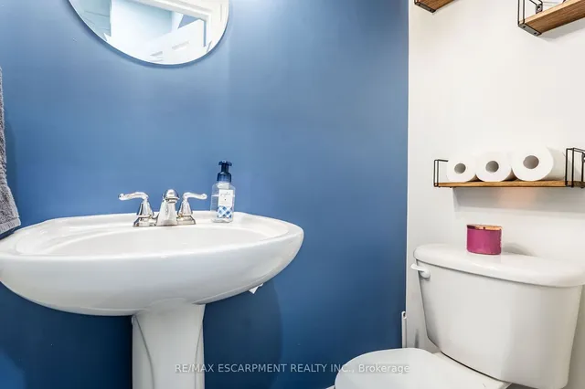 Additional property image - 2027 BLUEFIELDS Dr Unit 5