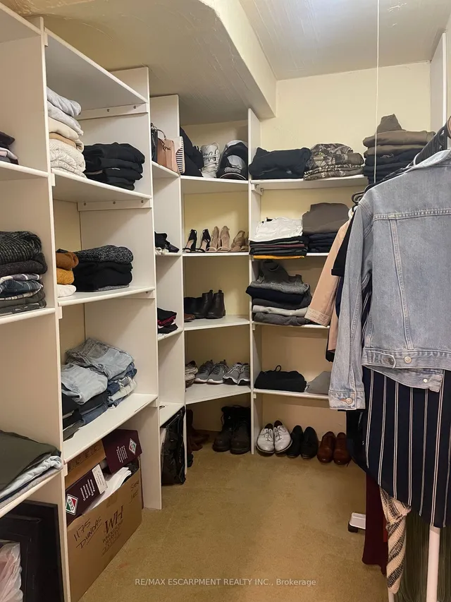 Additional property image - 2027 BLUEFIELDS Dr Unit 5