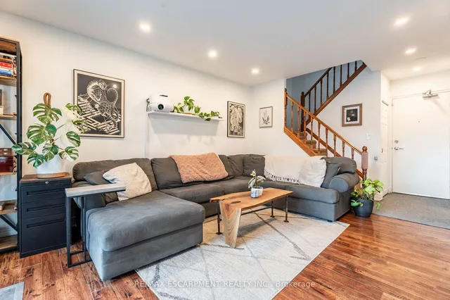 Additional property image - 2027 BLUEFIELDS Dr Unit 5