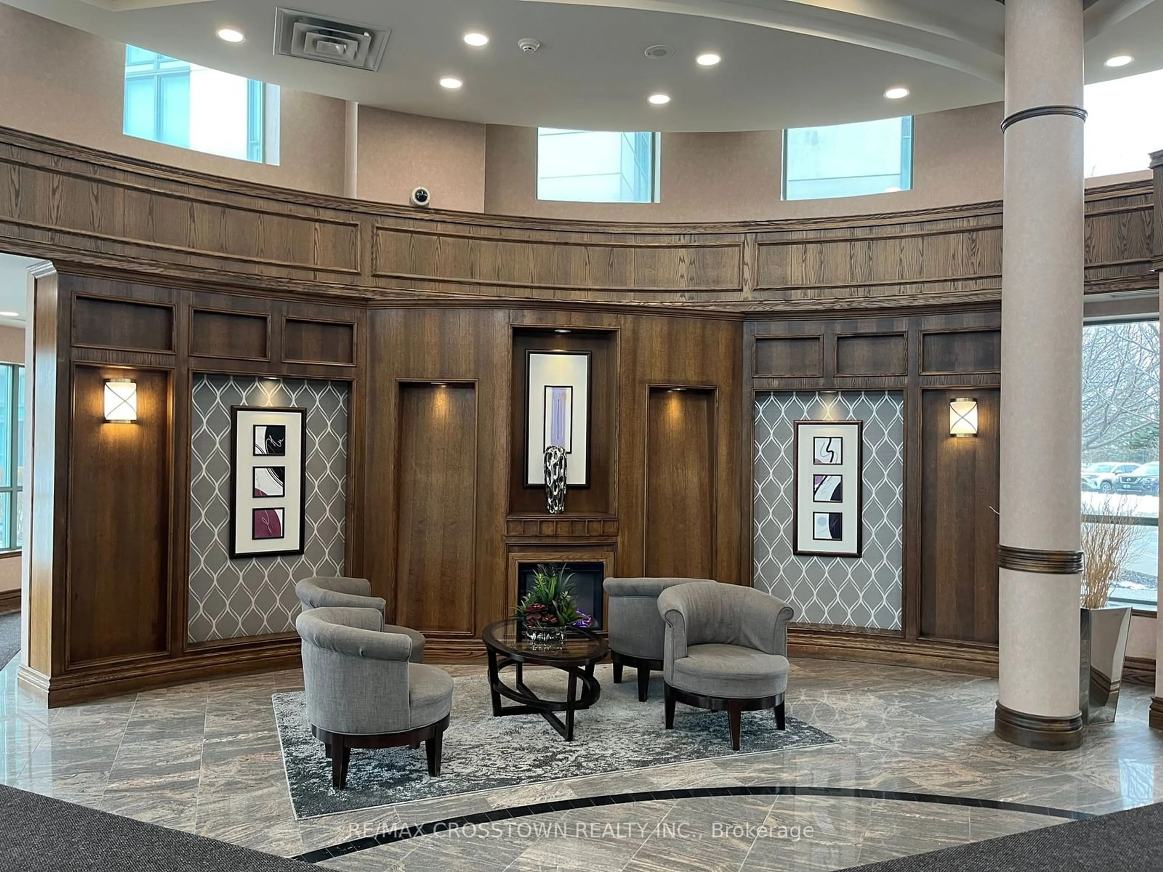 Lobby for 4900 Glen Erin Dr #1711, Mississauga Ontario L5M 7S2