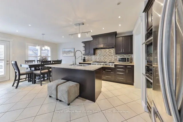 Additional property image - 395 Dymott Ave