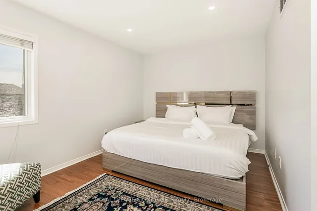 Additional property image - 4950 Albina Way Unit 40