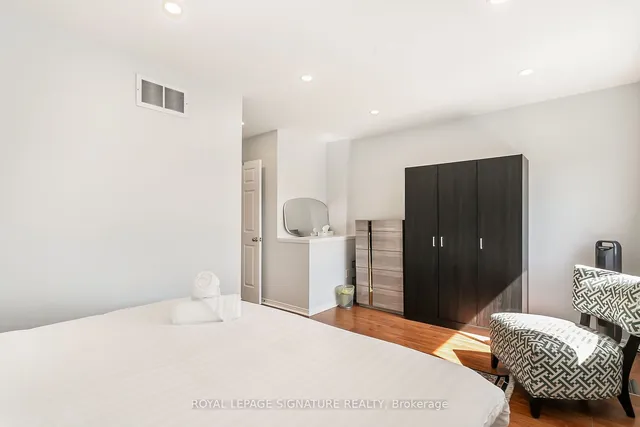 Additional property image - 4950 Albina Way Unit 40