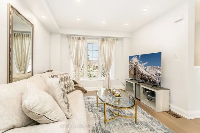 Additional property image - 4950 Albina Way Unit 40