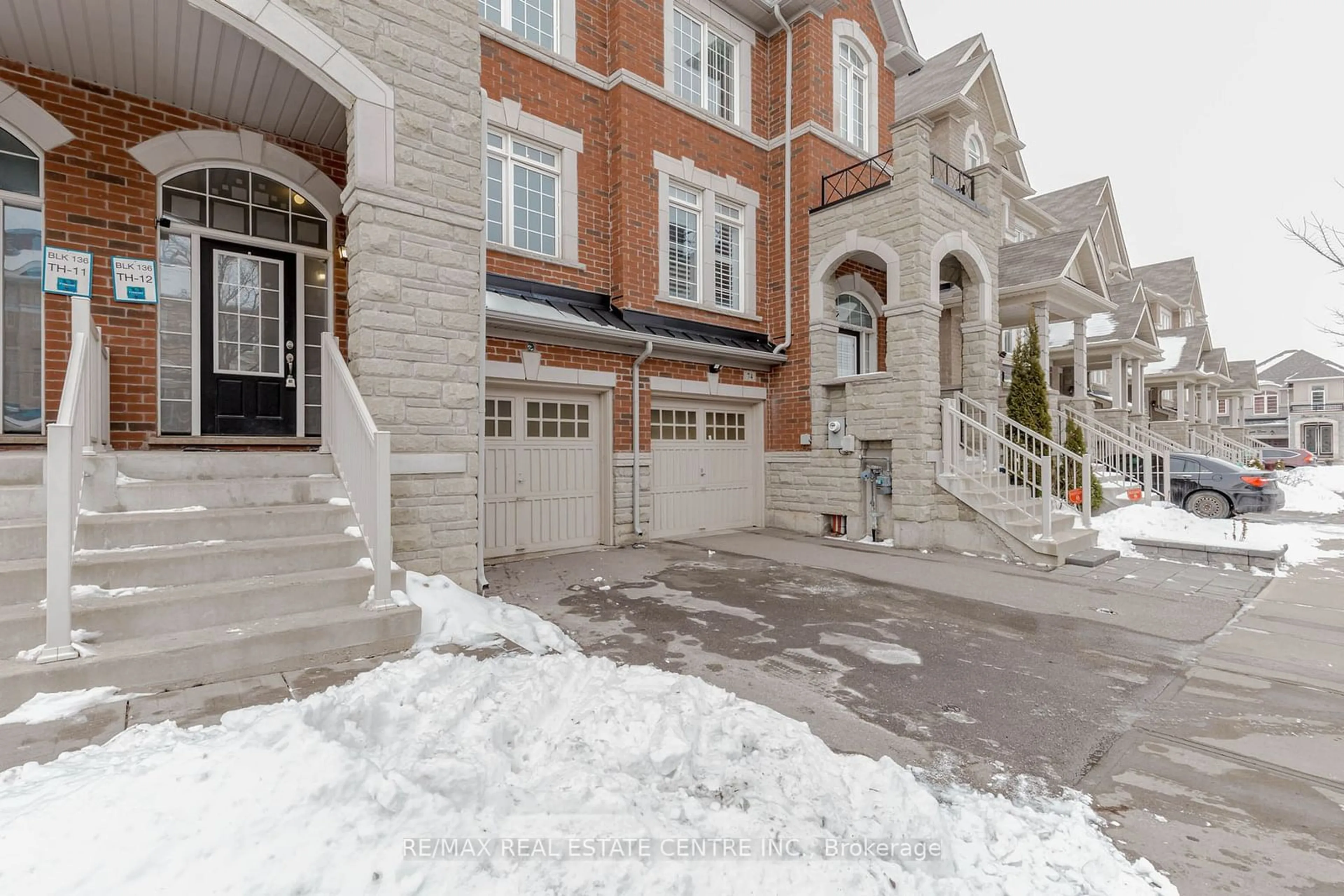 Unknown for 72 Rockman Cres, Brampton Ontario L7A 3Z9