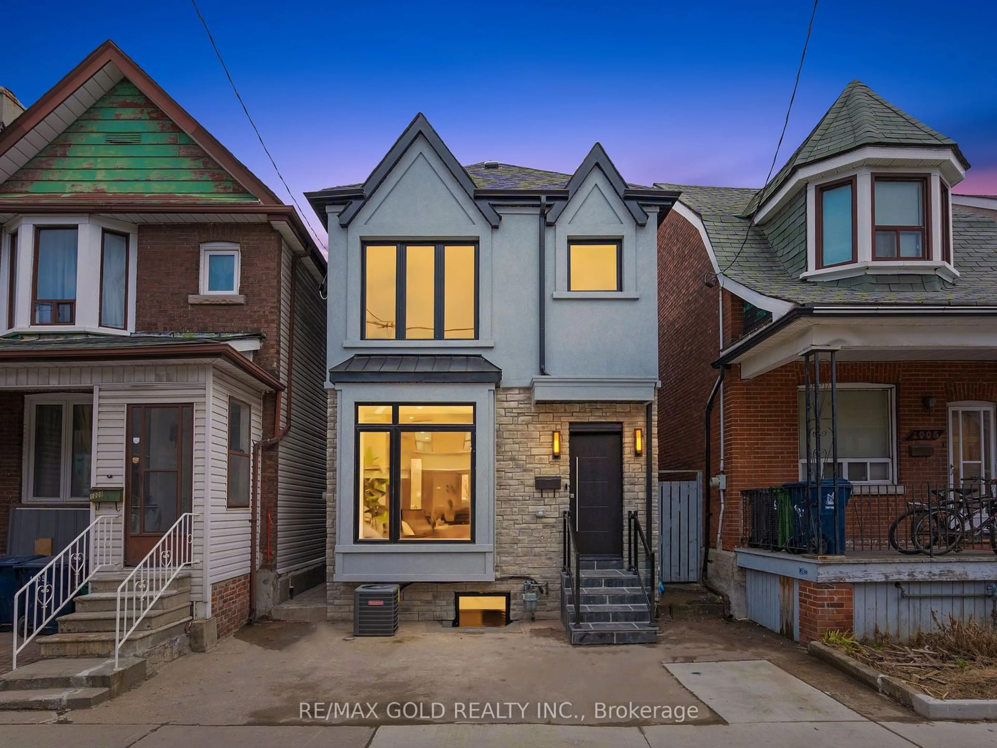 Home with brick exterior material, street for 1007 Ossington Ave, Toronto Ontario M6G 3V8