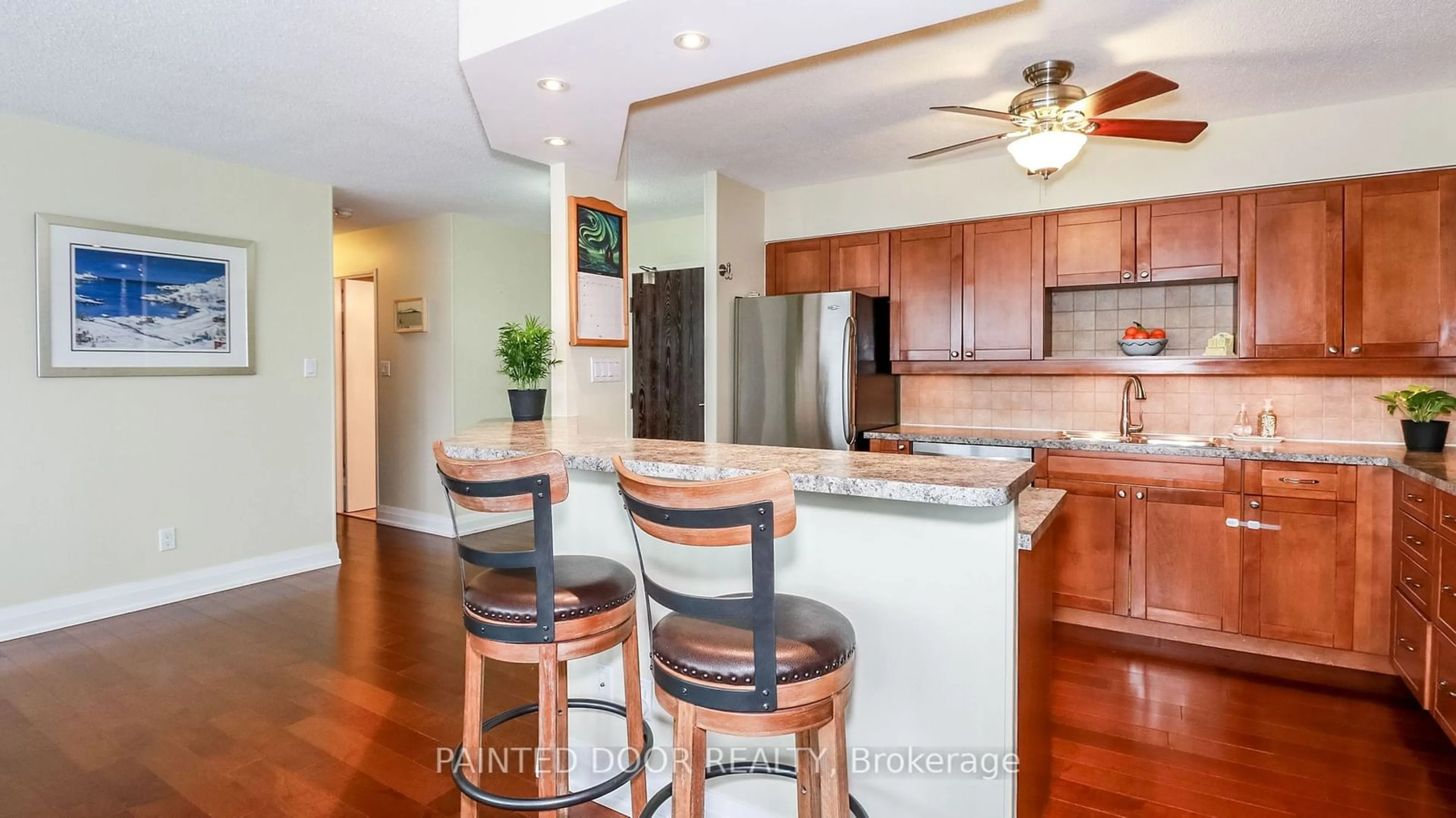 Open concept kitchen, unknown for 200 Robert Speck Pkwy #1101, Mississauga Ontario L4Z 1S3