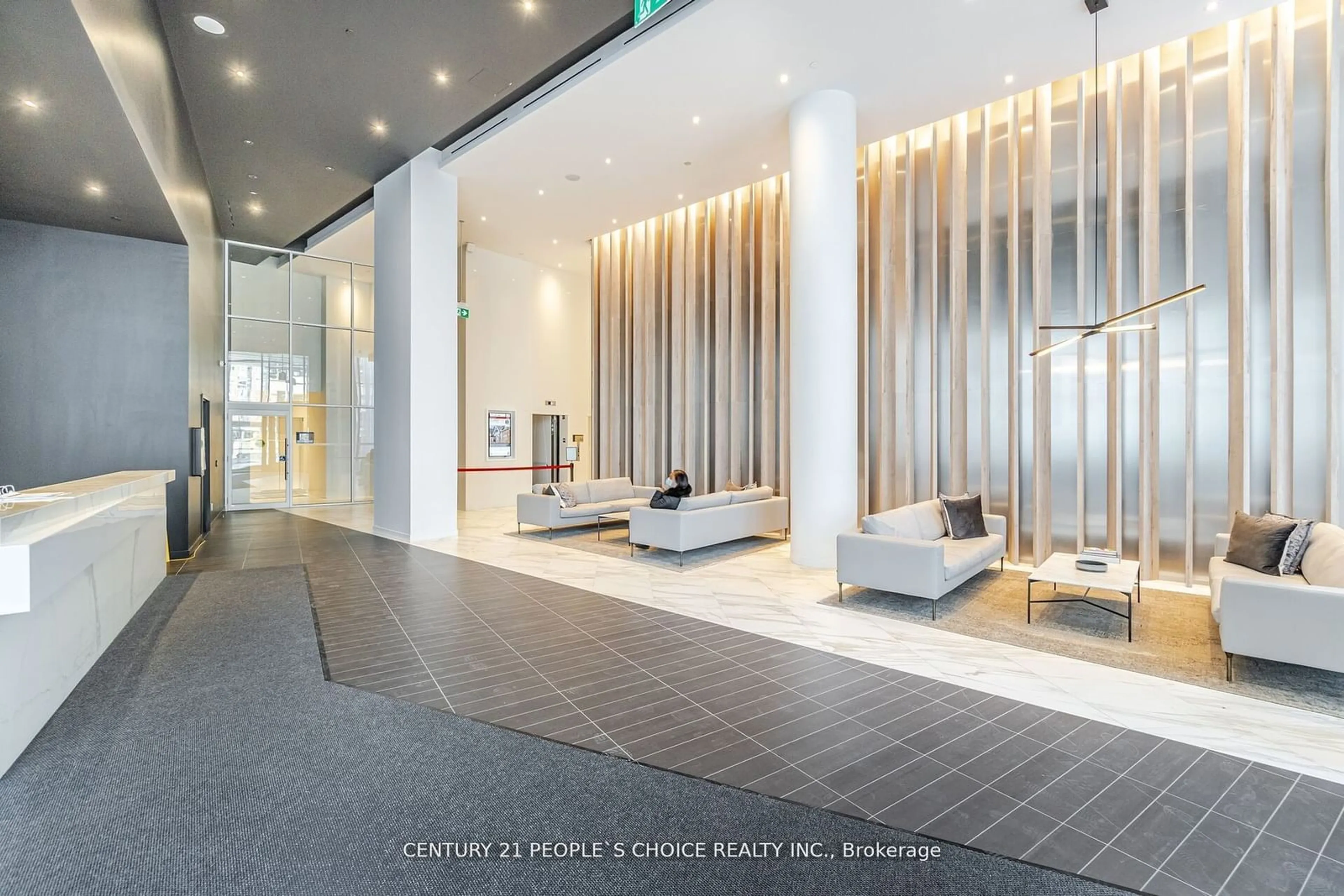 Lobby for 3900 Confederation Pkwy #6014, Mississauga Ontario L5B 0M3