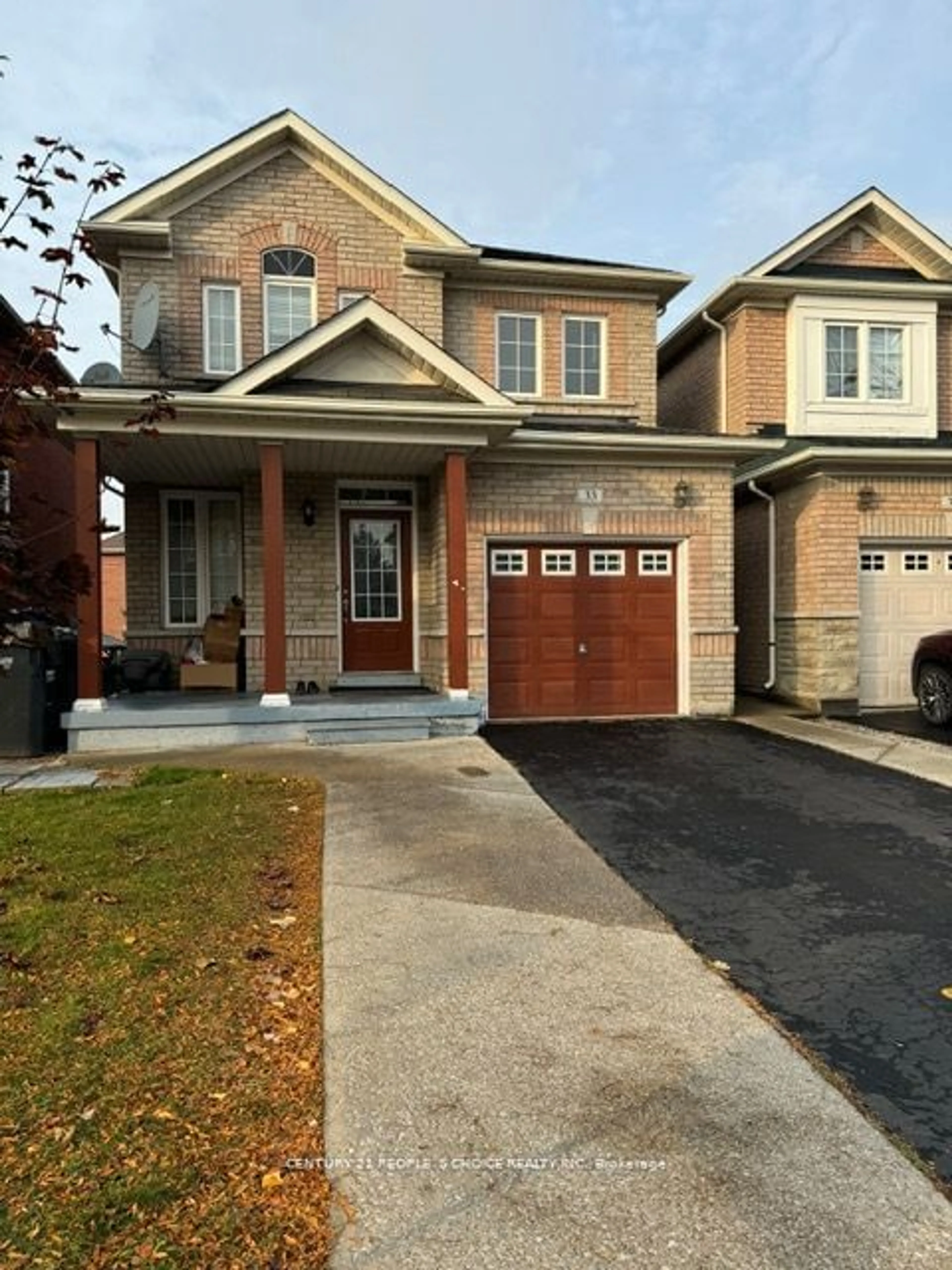 Home with brick exterior material, street for 33 Fishing Cres, Brampton Ontario L6V 4S4