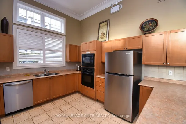 Additional property image - 2065 APPLEBY Line Unit 301