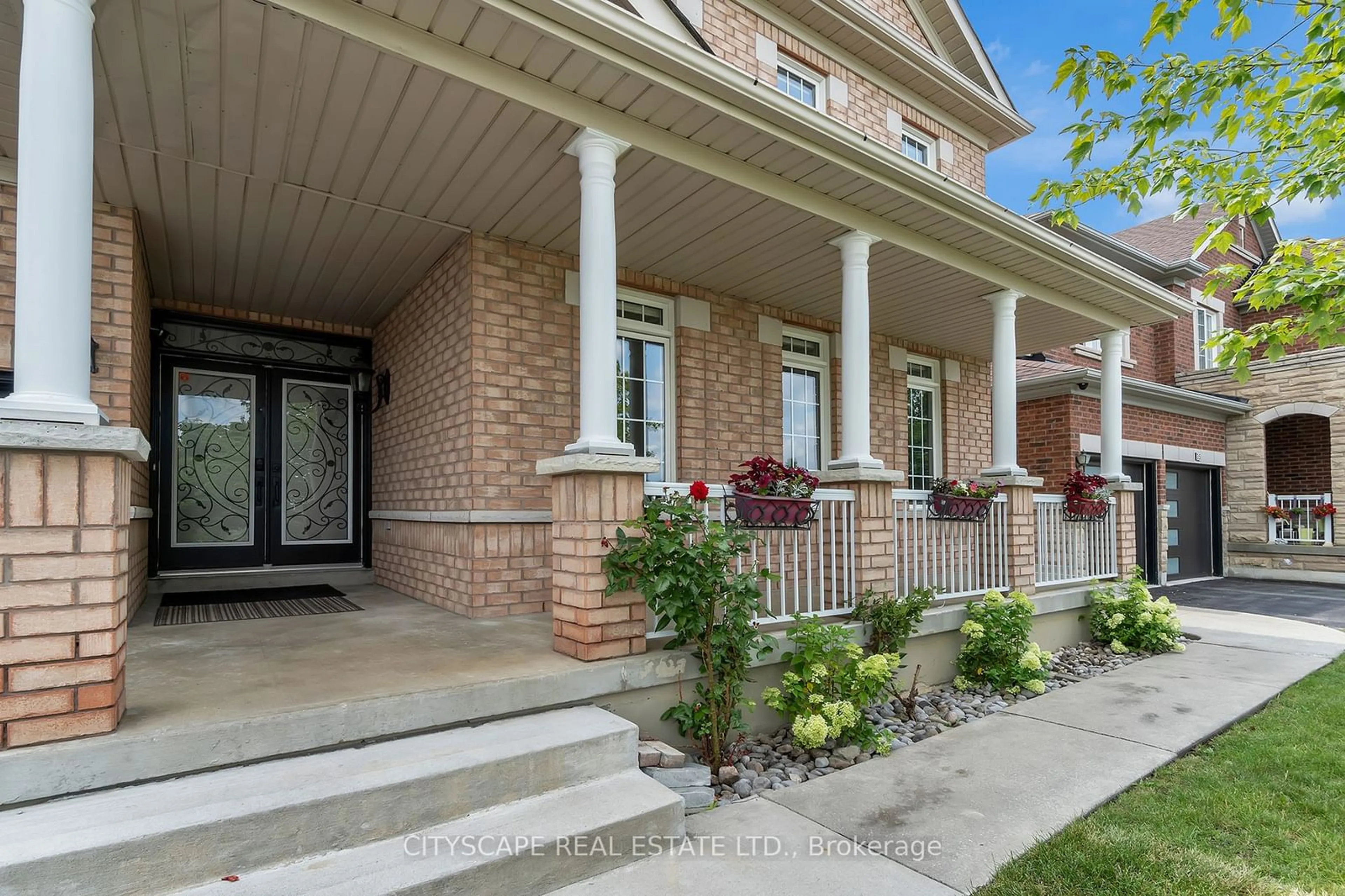 Home with brick exterior material, street for 33 Huntspoint Dr, Brampton Ontario L6P 2E9