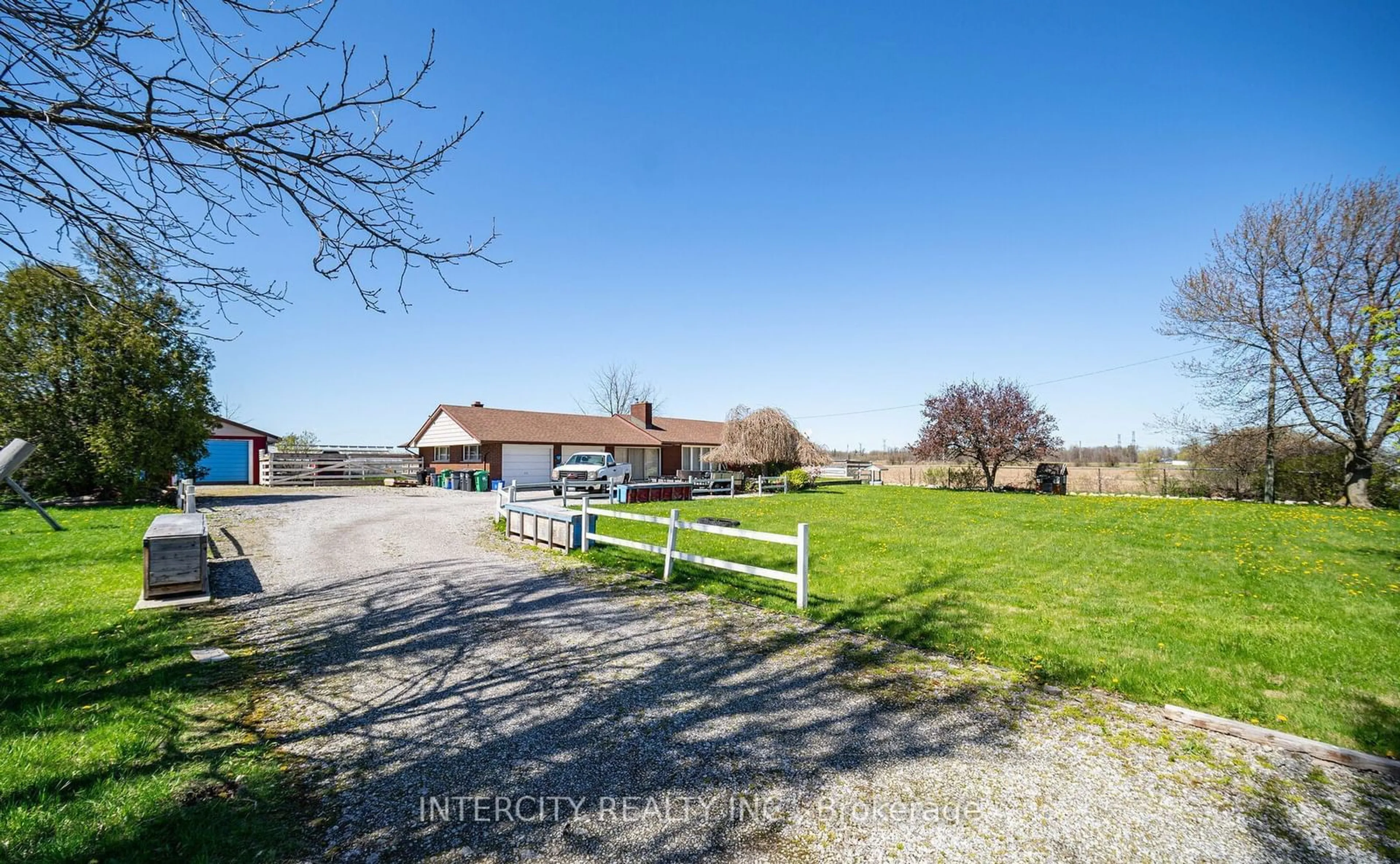 A pic from outside/outdoor area/front of a property/back of a property/a pic from drone, unknown for 1309 Lower Baseline, Milton Ontario L9E 0S7