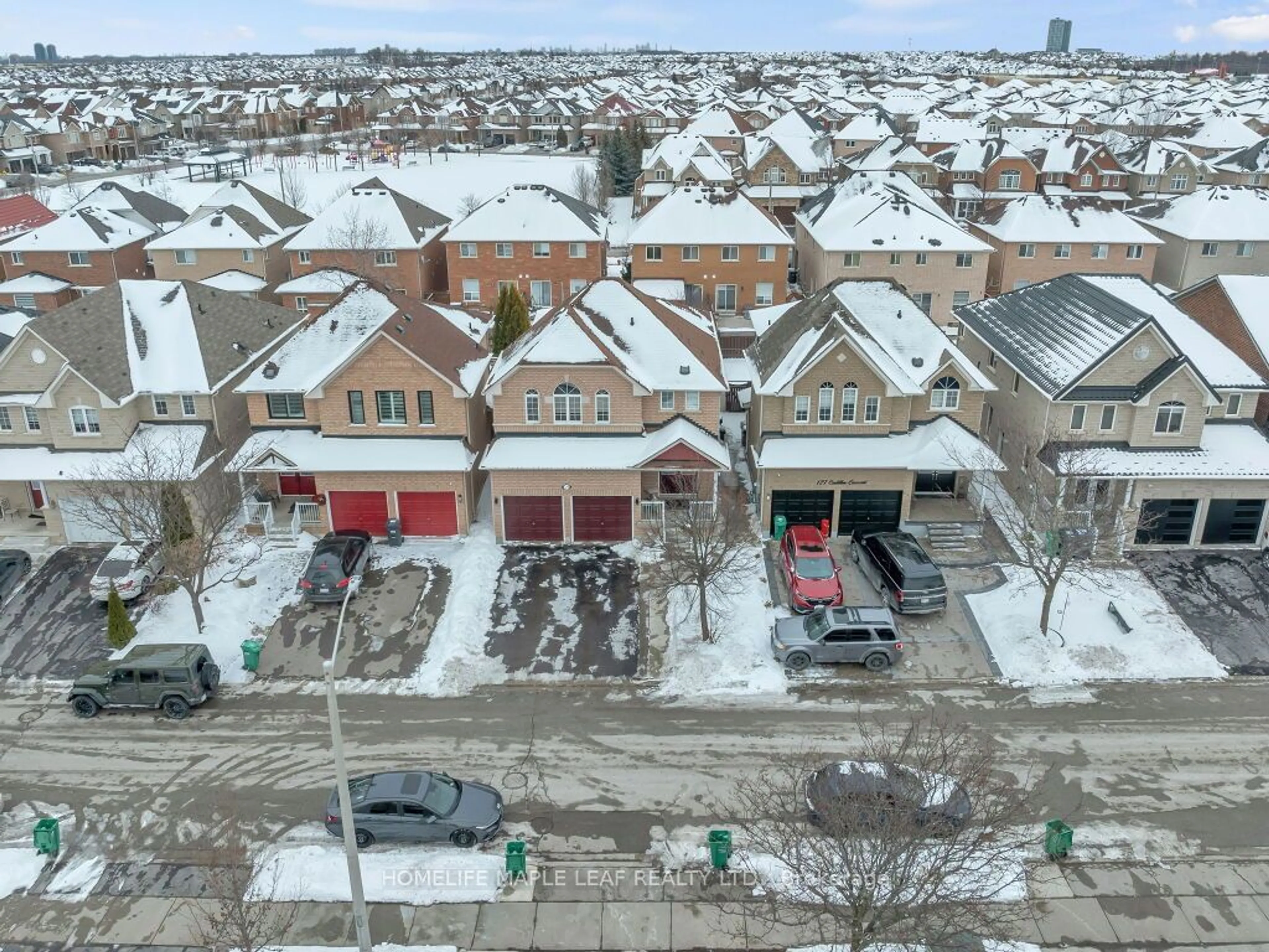 A pic from outside/outdoor area/front of a property/back of a property/a pic from drone, city buildings view from balcony for 129 Cadillac Cres, Brampton Ontario L7A 3B3