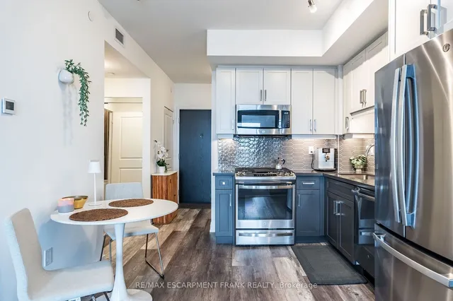 Additional property image - 2007 James St Unit 1305