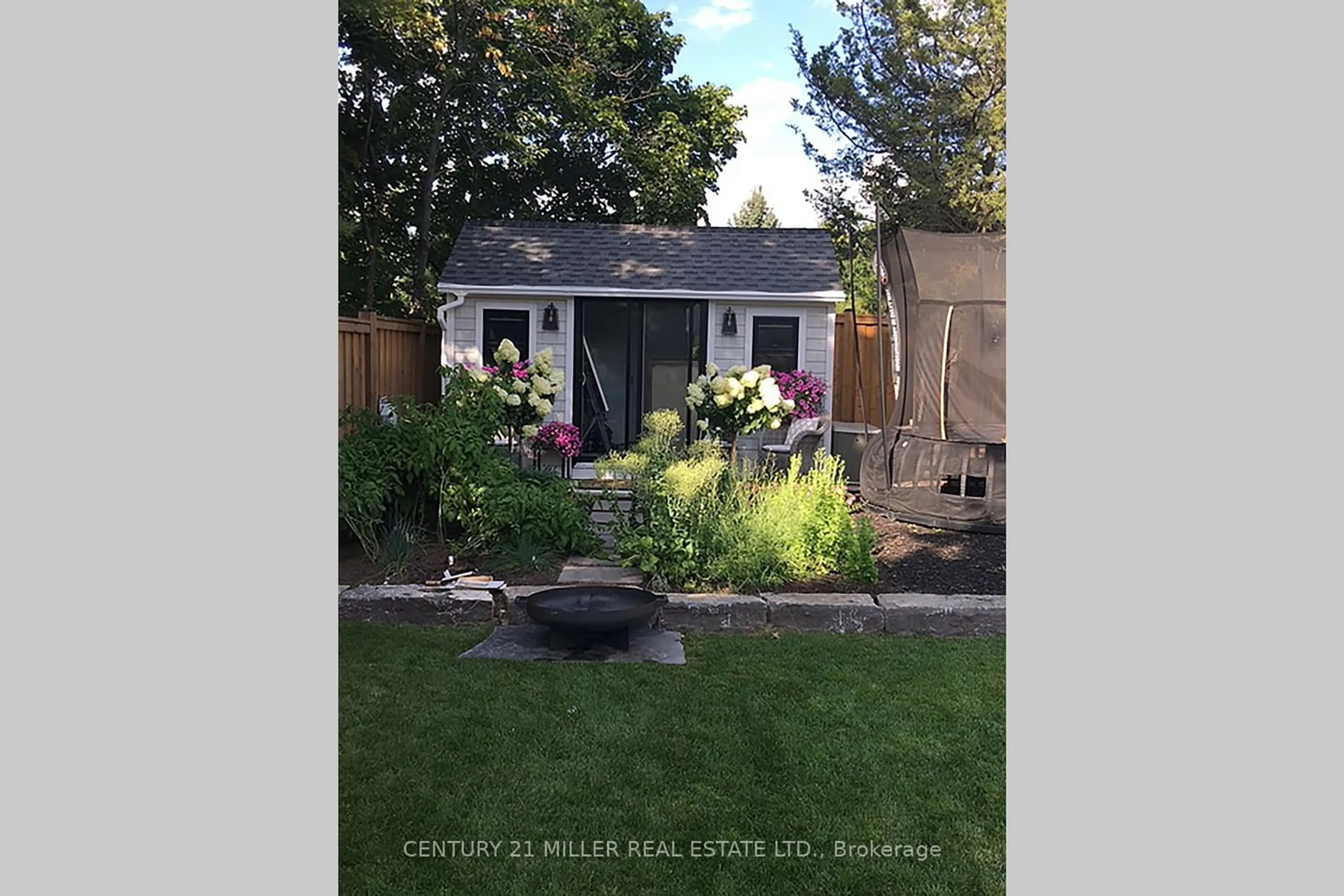 Shed for 2289 Carol Rd, Oakville Ontario L6J 6B5