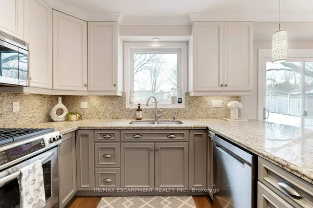 Additional property image - 2174 Belgrave Crt