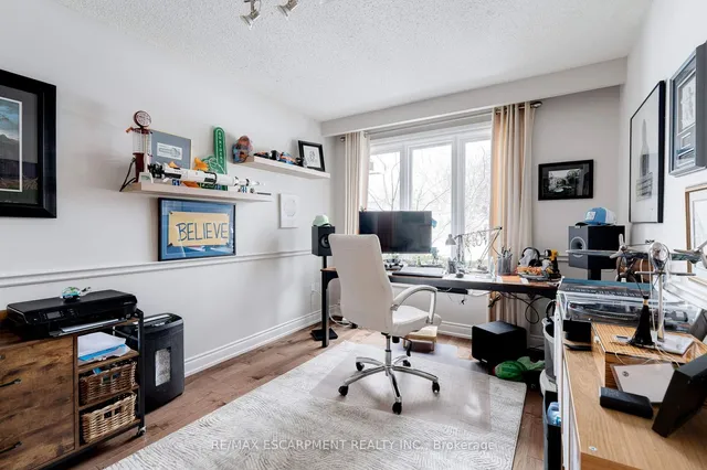 Additional property image - 2174 Belgrave Crt