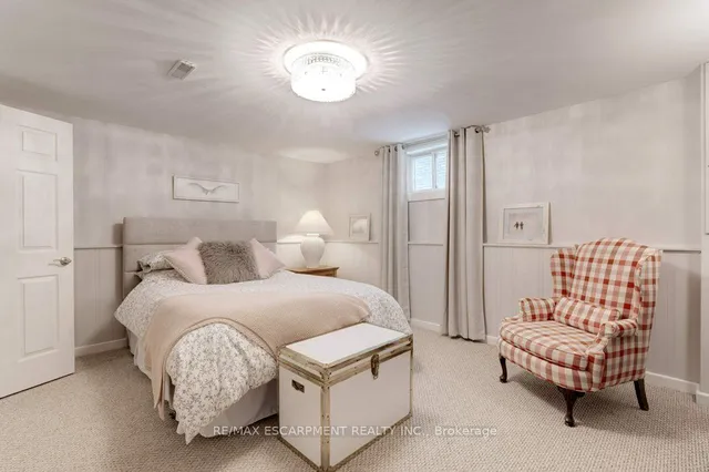 Additional property image - 2174 Belgrave Crt