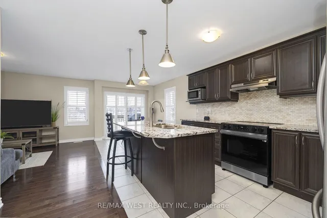 Additional property image - 7 Polstar Rd
