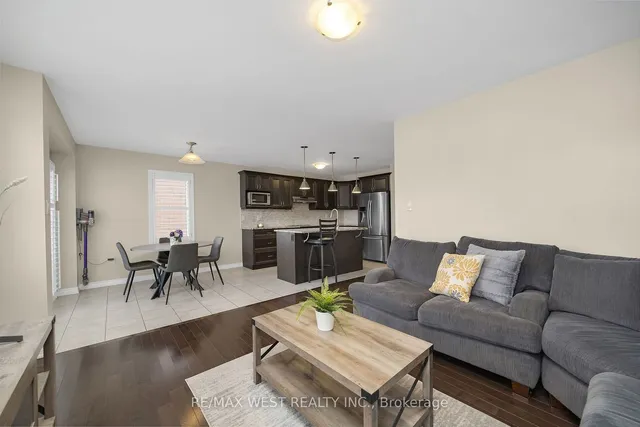 Additional property image - 7 Polstar Rd