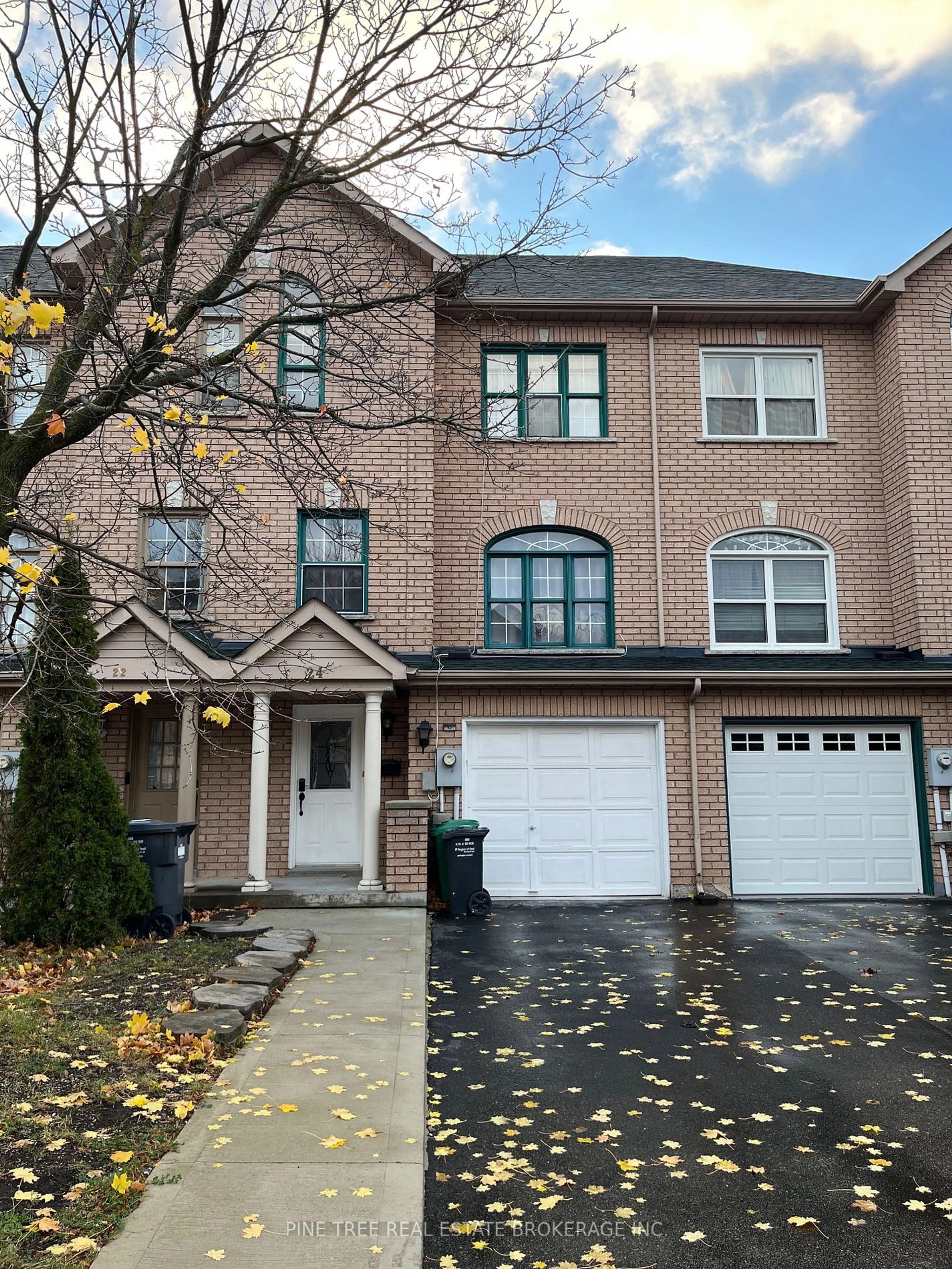 Home with brick exterior material, street for 24 Provincial Pl #24, Brampton Ontario L6S 6C5