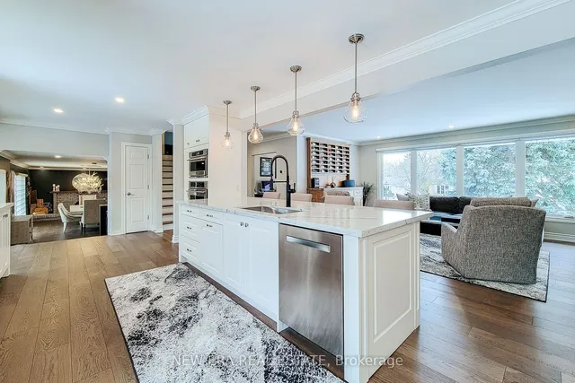 Additional property image - 2119 Agincourt Cres