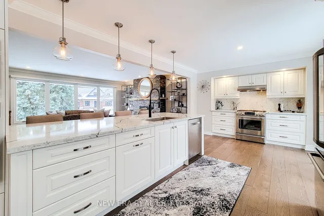 Additional property image - 2119 Agincourt Cres