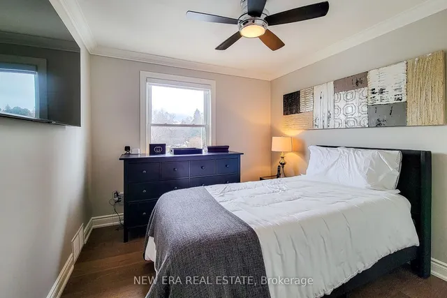 Additional property image - 2119 Agincourt Cres