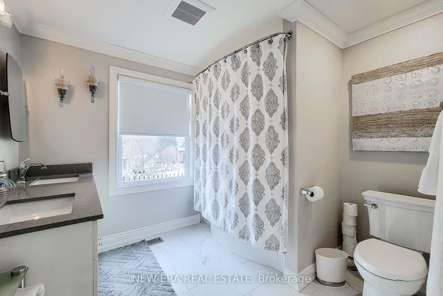 Additional property image - 2119 Agincourt Cres