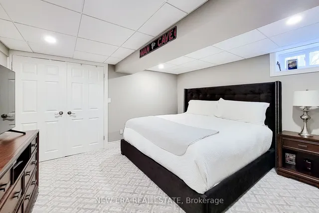 Additional property image - 2119 Agincourt Cres