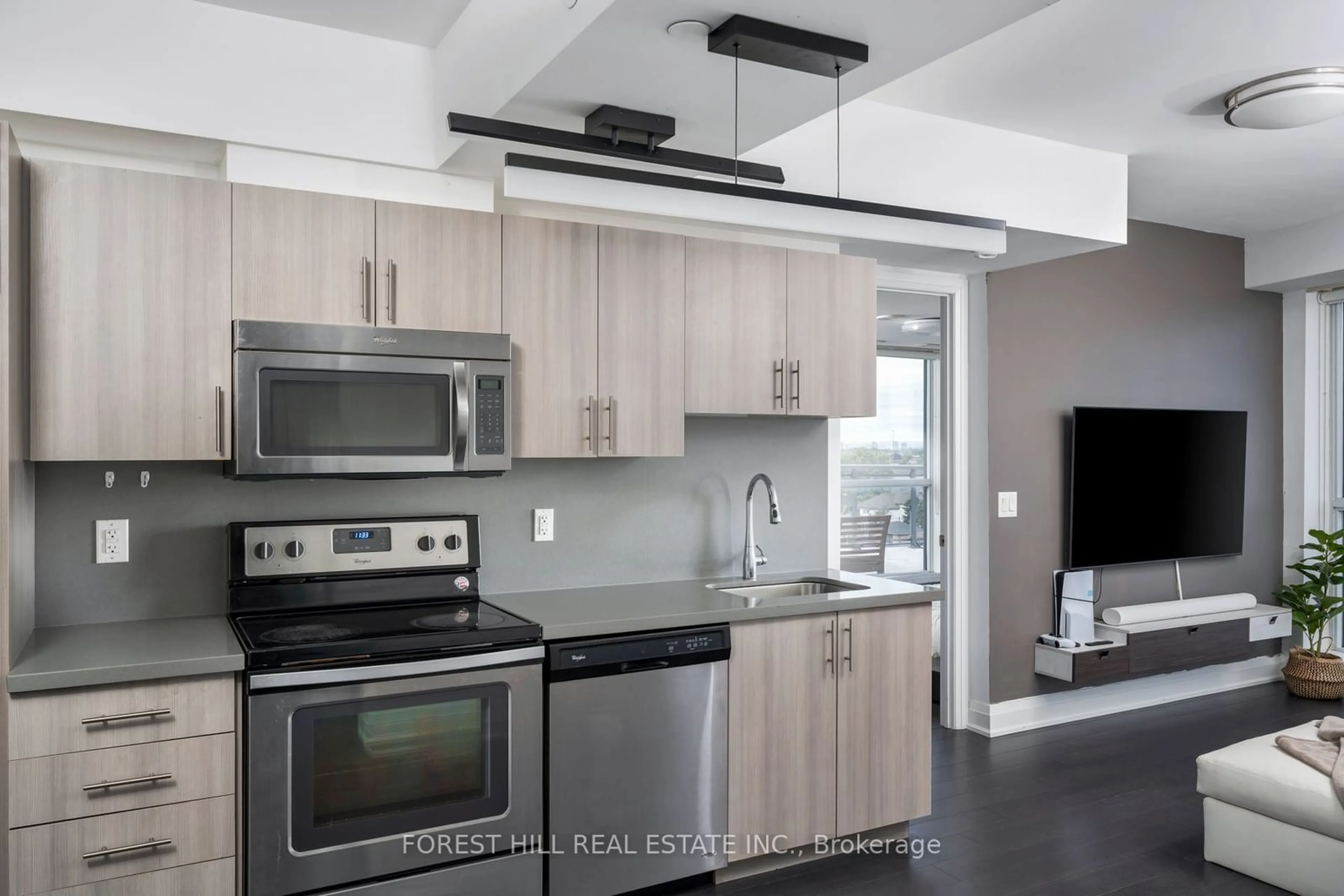 Open concept kitchen, unknown for 16 McAdam Ave #704, Toronto Ontario M6A 0B9