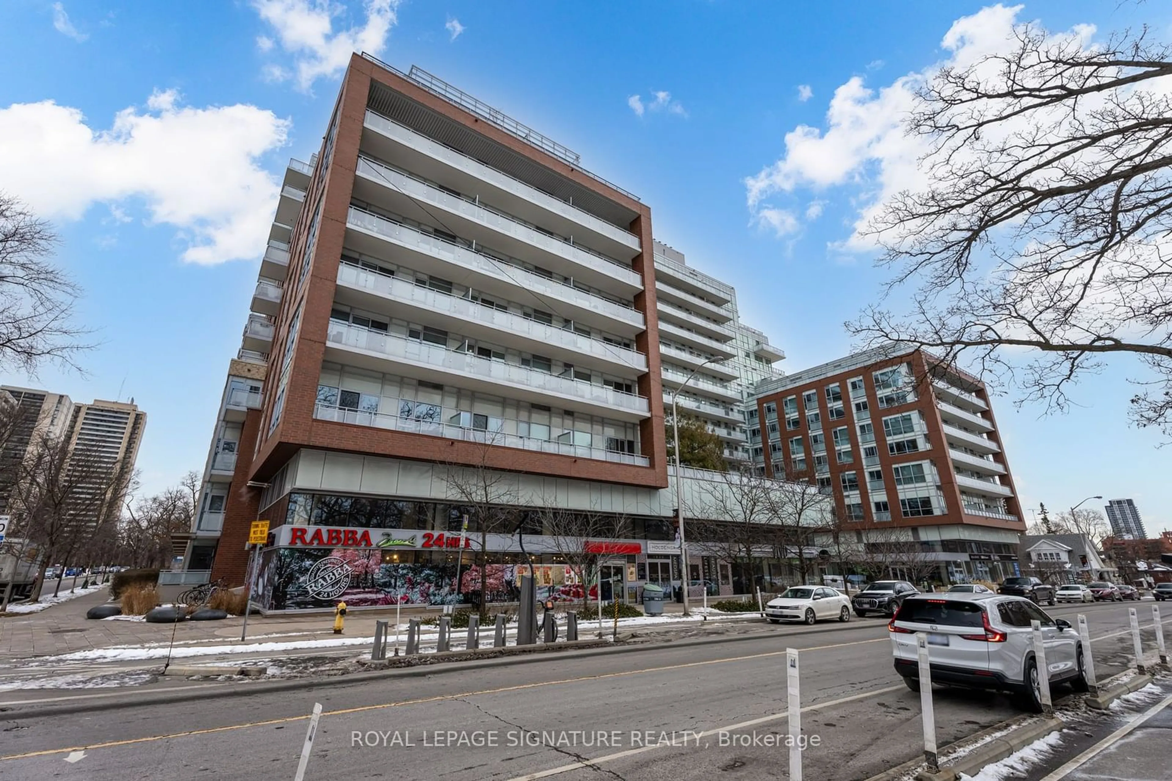 Unknown for 1830 Bloor St #418, Toronto Ontario M6P 0A2