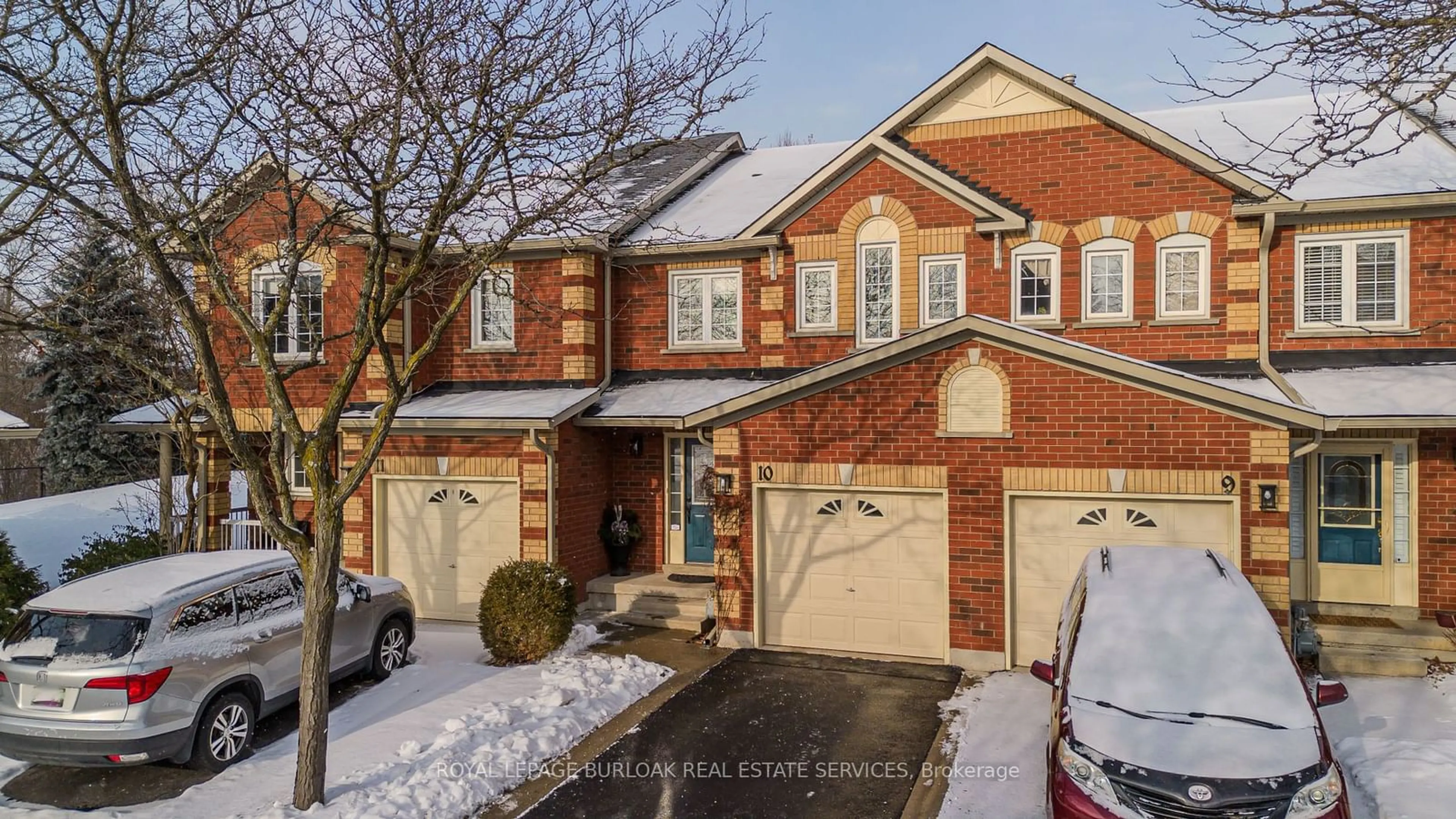 Home with brick exterior material, street for 2022 Atkinson Dr #10, Burlington Ontario L7M 4H6