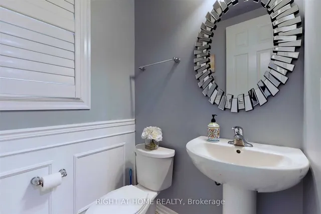 Additional property image - 1368 Connaught Terr