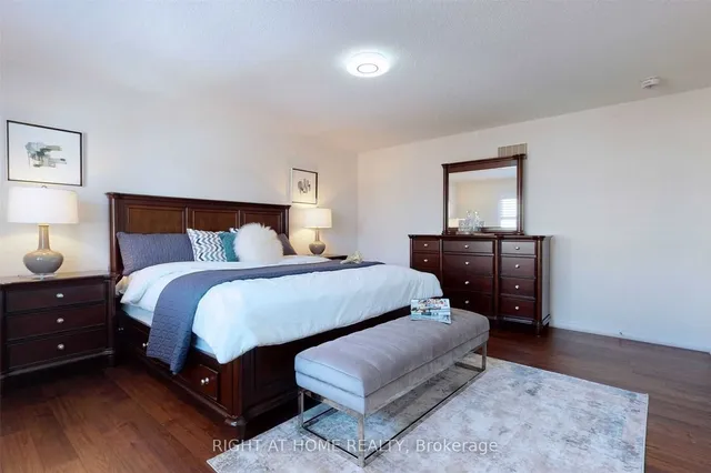 Additional property image - 1368 Connaught Terr