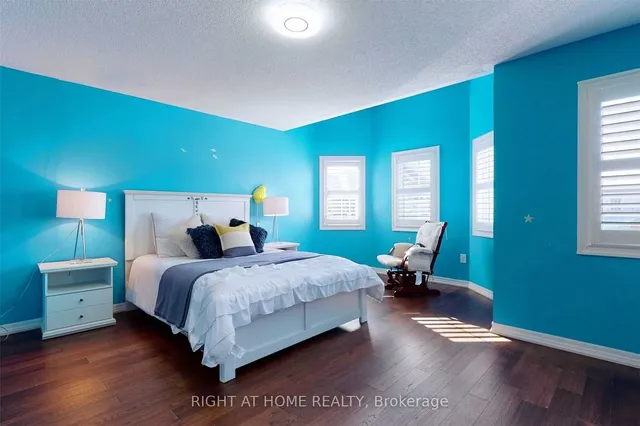Additional property image - 1368 Connaught Terr